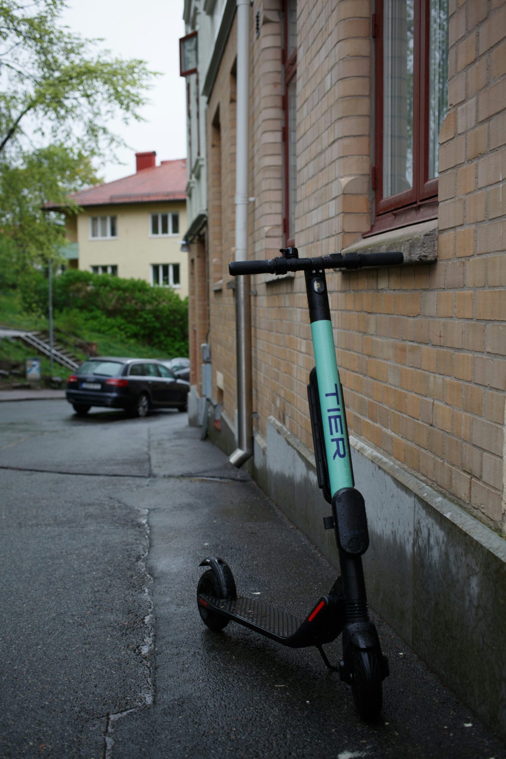 TIER E-scooter